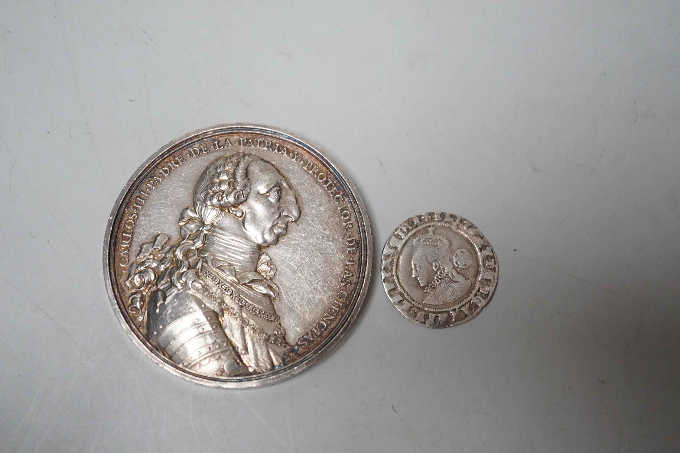Charles III of Spain silver commemorative medal 1778. - Carlos III. Premio de la Real Academia de Derecho Español y Público. (MHE. 365) (RAH. 312-314) (Ruiz Trapero 95) (V. 51) (V.Q. 14126) (Villena 139), 59 mm and an El